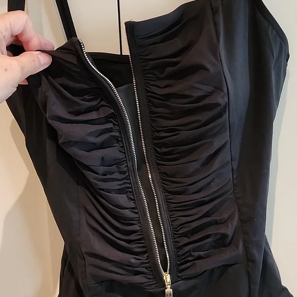 Bathing suit - Picture 2 of 5